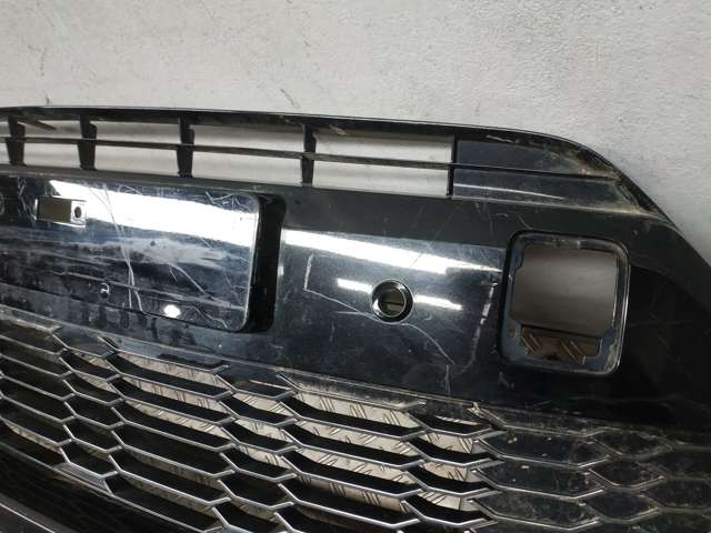 Решітка переднього бампера, нижня 53102YP030 Toyota