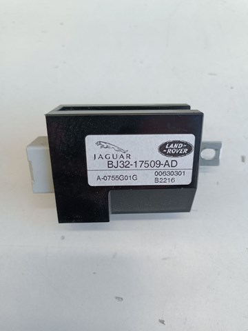 Купити LR079063 Land Rover 