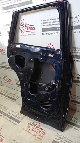 Двері задні, ліві Mazda KDY37302XE