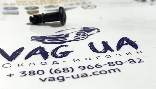  Signeda T779