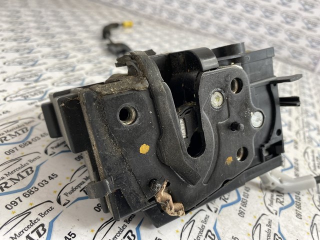 Замок задньої двері, лівої Peugeot/Citroen 9810309980 ціна, від 21.54 USD