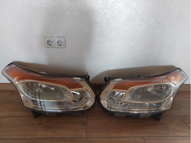 Купити 9681873980 Peugeot/Citroen Фара ліва передня