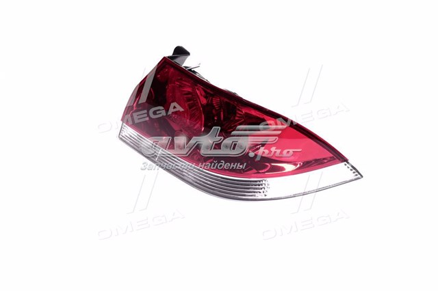 Купити 11A659012B TYC Задня права фара