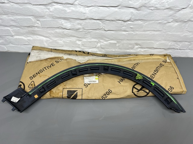 Купити 9Y0853817DG2X Porsche 