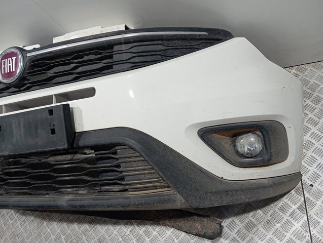 735622295 Fiat/Alfa/Lancia Бампер передній в зборі