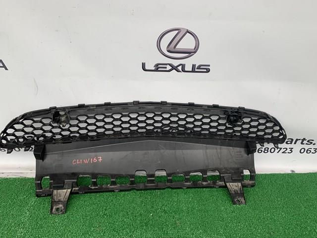 Решітка переднього бампера, центральна Mercedes A1678857303 ціна, від 56.87 USD