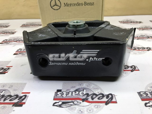 Подушка (опора) двигуна, ліва A4602407118 Mercedes
