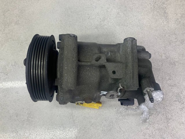 Насос кондиціонера Peugeot/Citroen 9802501780