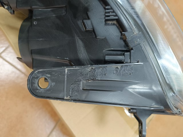Фари FPS FP5651R1E ціна, від 145.46 USD