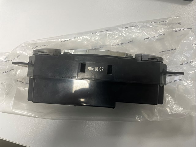6870008D11HEL Ssang Yong 