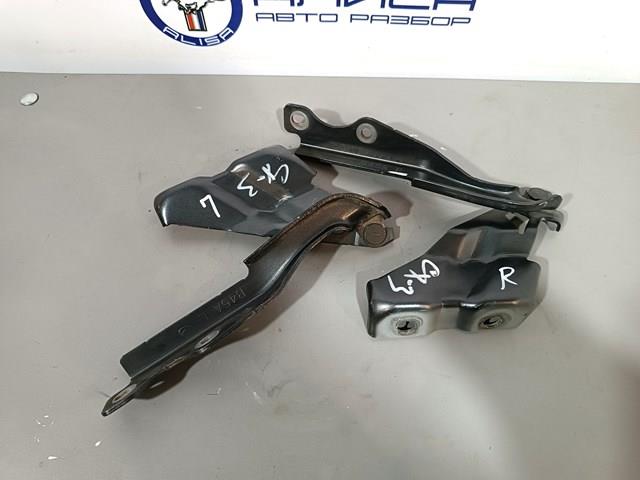 Завіса капота права Mazda D10E52410 ціна, від 15.73 USD