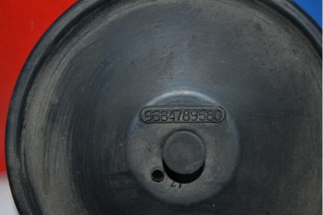  Peugeot/Citroen 9684789580 ціна, від 4.40 USD