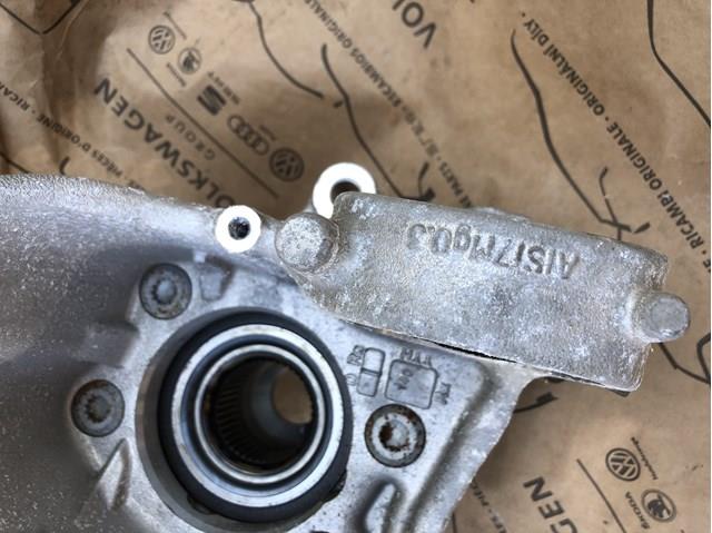 Кулак поворотний лівий VAG 4H0505435D ціна, від 28.22 USD