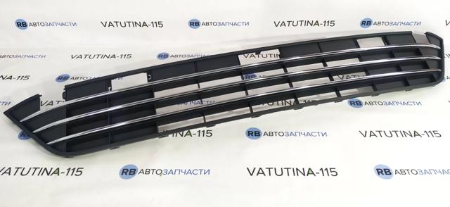 Решітка переднього бампера, центральна 7P6853671KRYP VAG