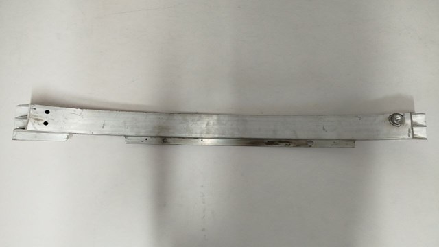 Шина бампера переднього Signeda PVV44031A ціна, від 102.90 USD