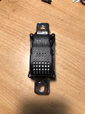 Купити 109515800C Tesla 