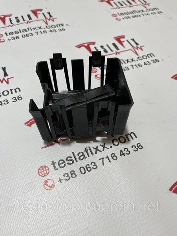  Tesla Motors 110864800D