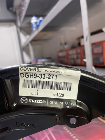 Захист гальмівного диска, переднього, лівого Mazda DGH933271 ціна, від 17.72 USD