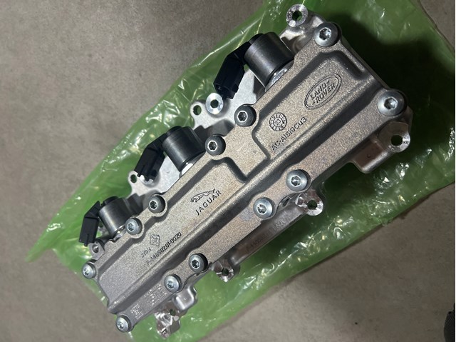 Купити LR172834 Land Rover 