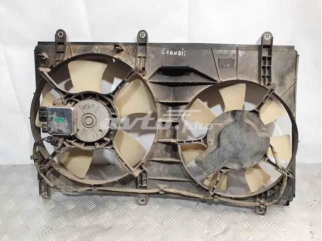 Двигун вентилятора системи охолодження, правий на Mitsubishi Grandis (NAW)