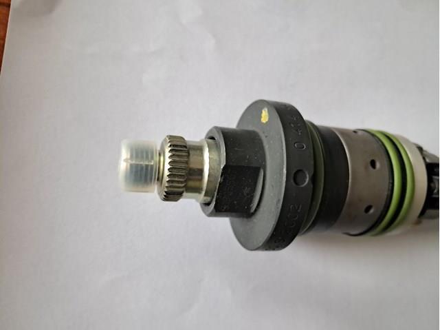 Паливні форсунки 414401102 Bosch