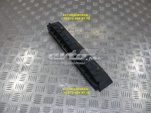 A9736840121 Mercedes Накладка дверного порога внутрішня, передня ліва