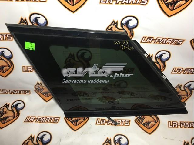 Купити LR044115 Land Rover Скло багажного відсіку, праве