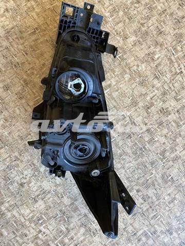 Купити B45A51030 Mazda Права блок фара