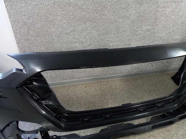 Бампер передній Subaru 57704AN02A