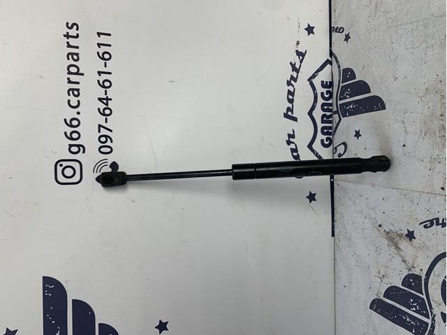 Купити BJ3216C826AA Land Rover Амортизатор під капот