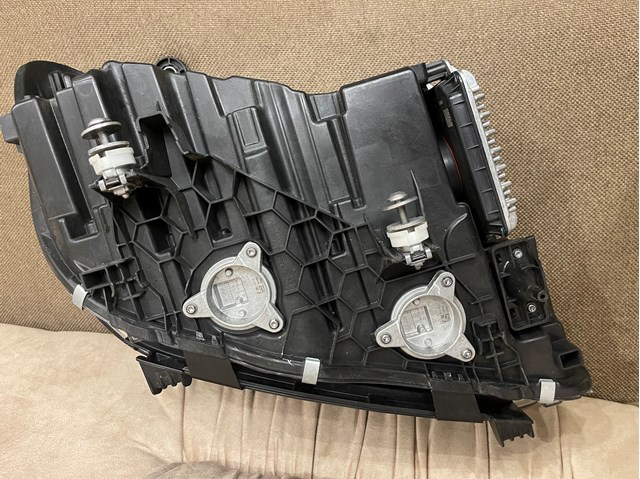 Купити 8739651 BMW 