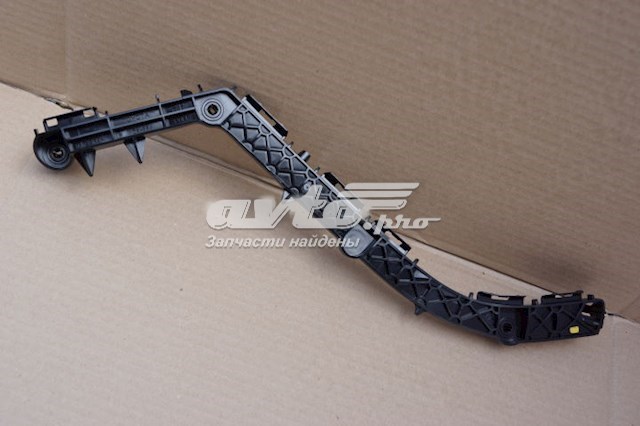 Кронштейн бампера заднього, правий Toyota 5215560100 ціна, від 31.94 USD