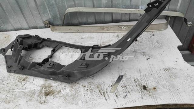 Кронштейн кріплення бампера переднього правий BMW 51118056504