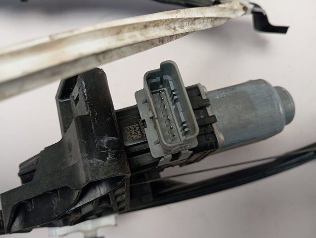 Механізм склопідіймача двері задньої, лівої 9802581880 Peugeot/Citroen