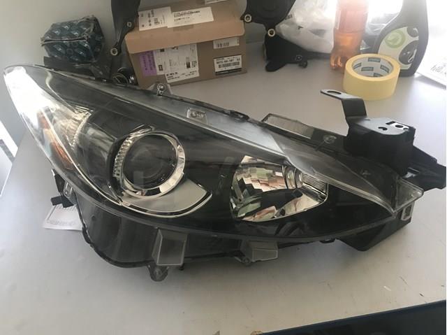 B45A51030 Mazda Основна фара - вставка