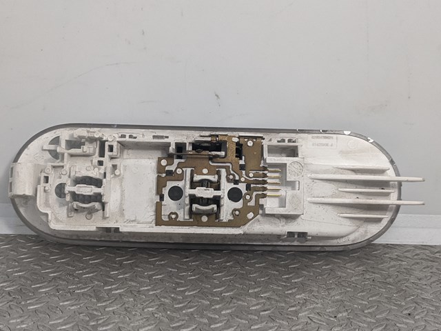 Купити 8200439421 Renault (RVI) 