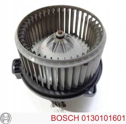 Моторчик пічки Bosch 0130101601