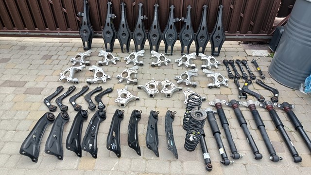 Балансир задній нижній Hyundai/Kia 55210ATBA0
