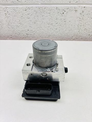  Land Rover BH422C405AE ціна, від 152.54 USD