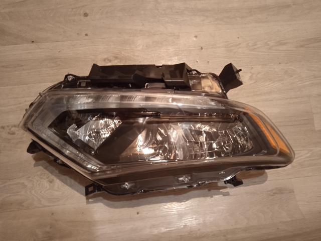 Фара права 27X110E Polcar
