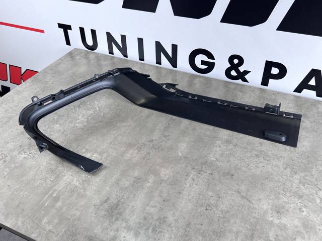  Land Rover LR109691