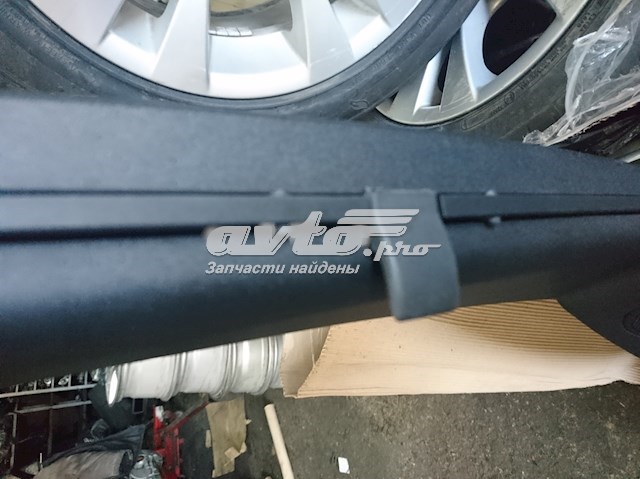 Купити A1668101420 Mercedes 