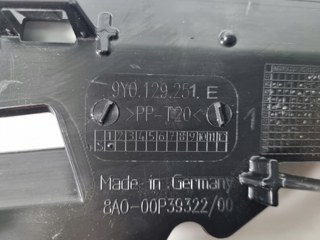 9Y0129251E Porsche 