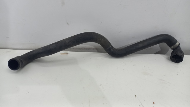 Шланг (патрубок) термостата 11537552388 BMW