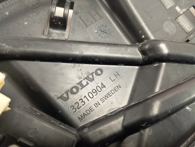 32310904 Volvo 