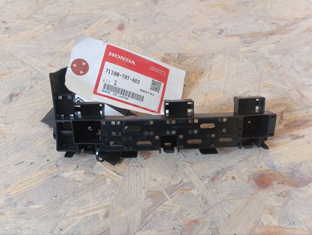 Направляюча переднього бампера, ліва Honda 71198TRTA02 ціна, від 9.75 USD