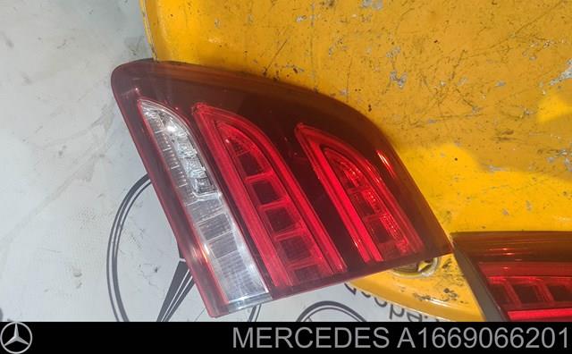  Mercedes A1669066101