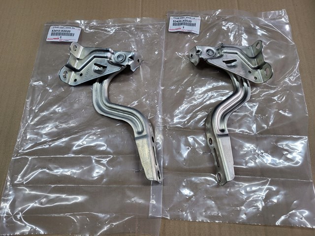 Петля капота, права 53410K0020 Toyota