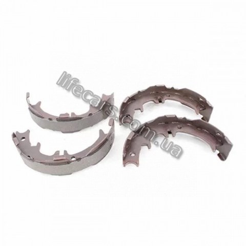 Колодки ручника T113502170 Chery