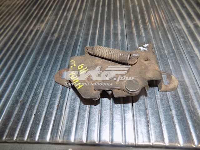 Замок капота Lada 21100840601000 ціна, від 19.77 USD